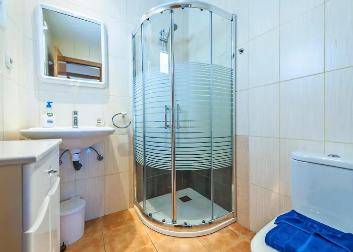 Casa Mika Oliastur 25 El *